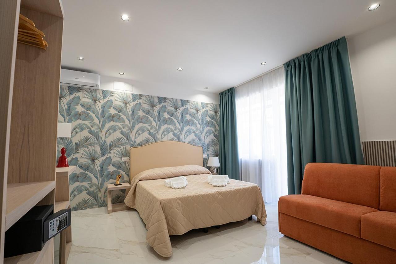 Cla.Pa H. Group - Dislocated Hospitality Hotel Napoli Bagian luar foto